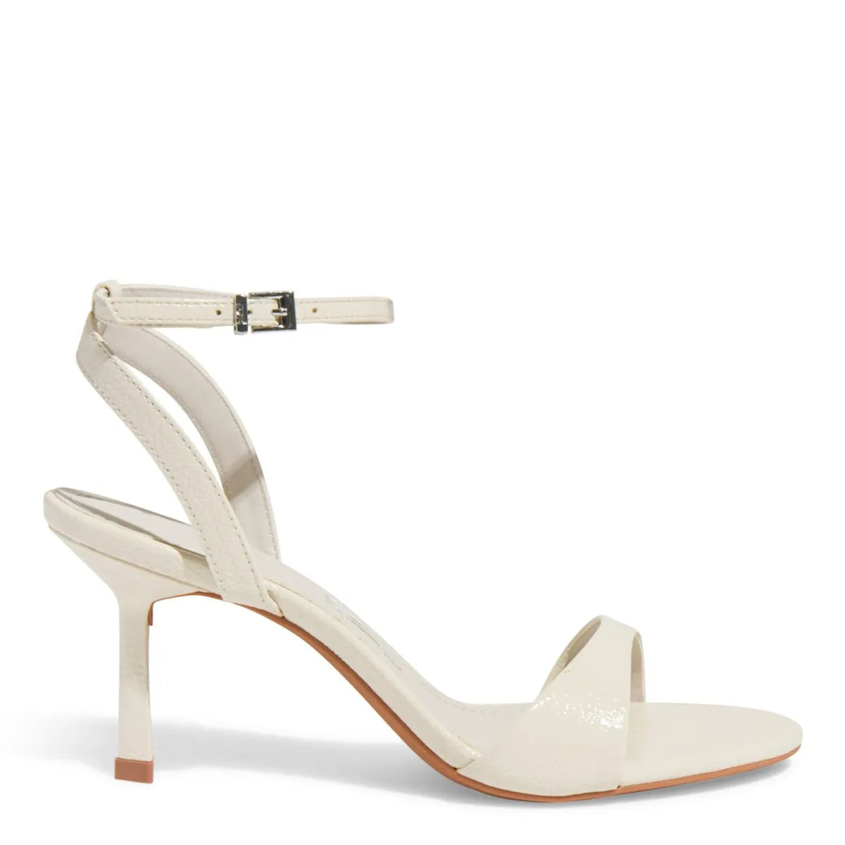 Sandália Verniz Glossy Salto Médio Fino Off White