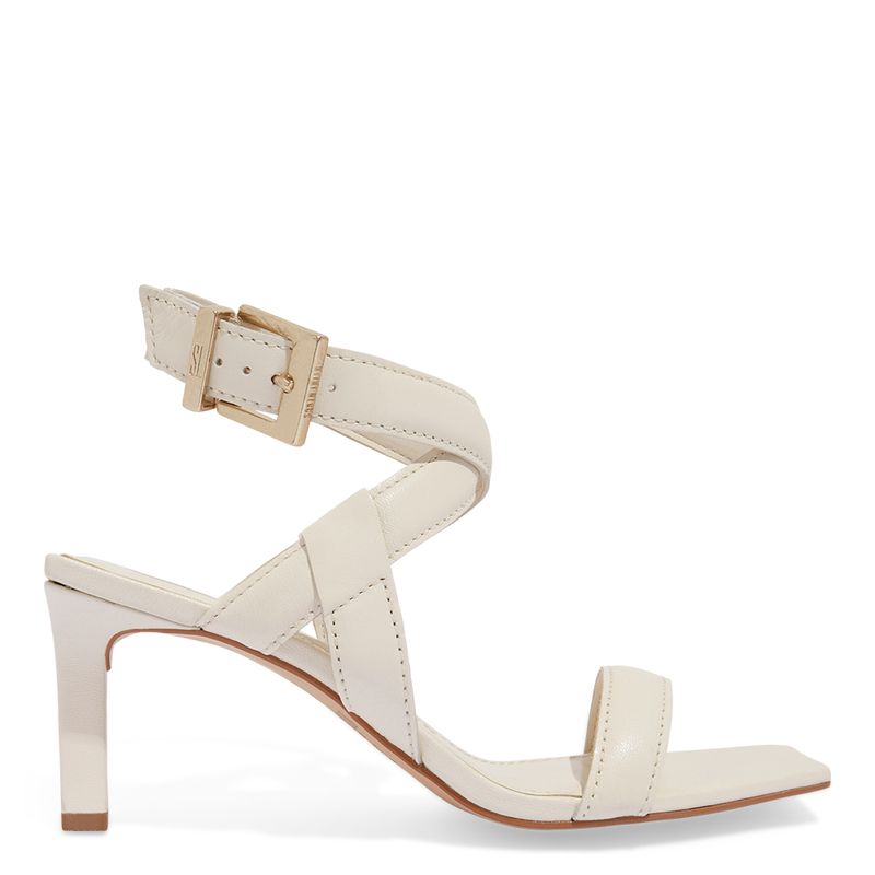 Sandália Couro Pelica Soft Off White Salto Baixo Fino