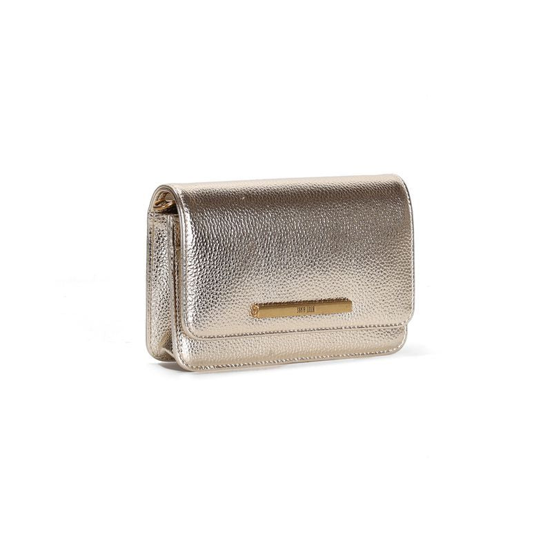 Bolsa Pequena Material Metalizado Dourada Alça Transversal -