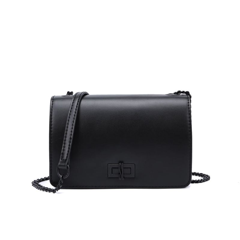 Bolsa Pequena Soft Preta Alça Transversal Corrente -
