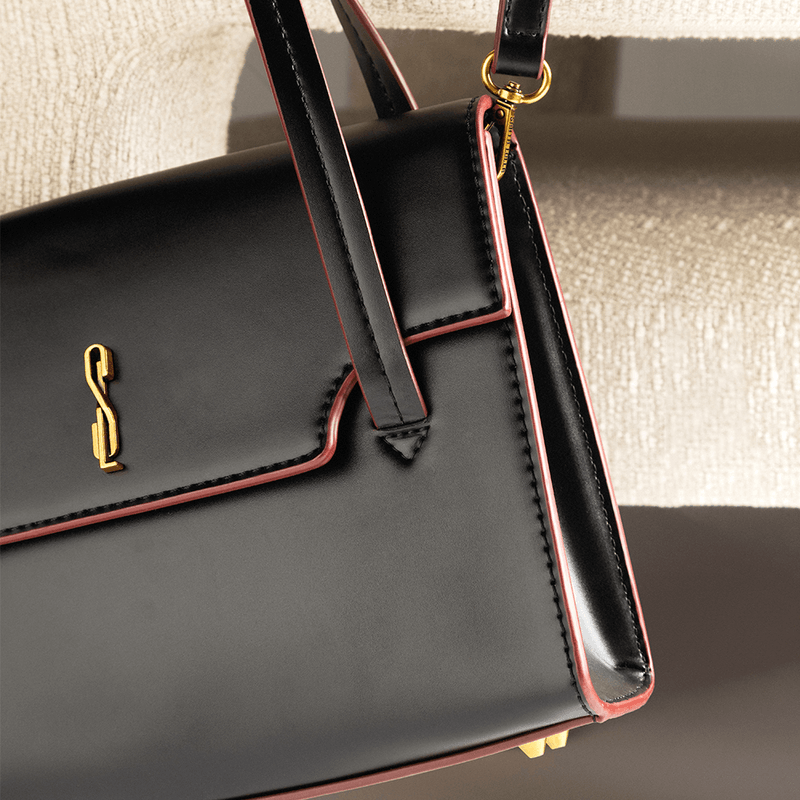 Bolsa Soft Preta Alça Dupla -